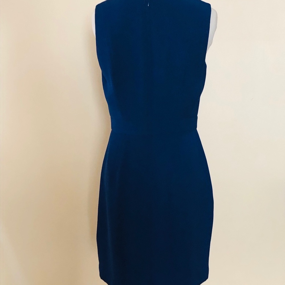 Dress - Picture 2 of 8
